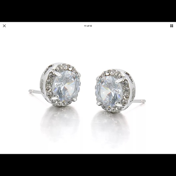🎁18 k White GoldPlatedCrystalZircon InlaidEarrings - Picture 4 of 11